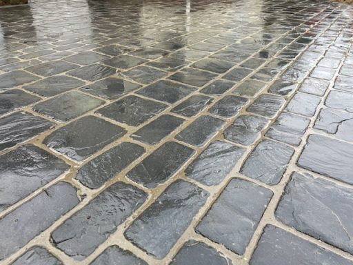 Slate cobbled driveway