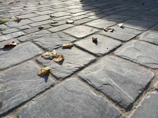 Original stone slate cobbles